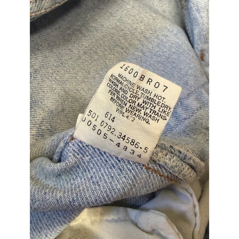 Levis 505 Jeans Mens 34x32 Light Wash Fair Vintage Made in USA 90s Straight Leg - Picture 5 of 8